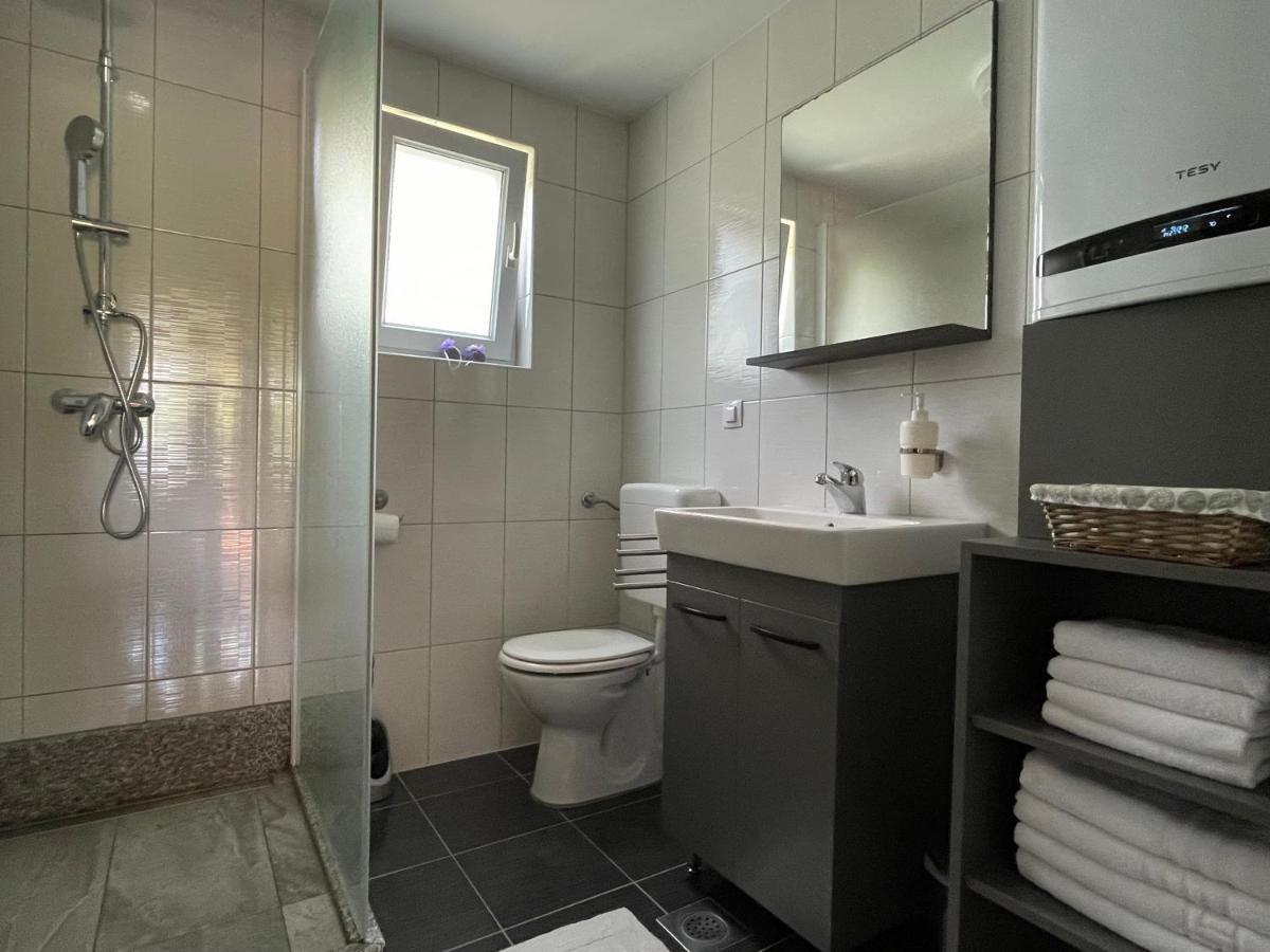 D.I.M. Holiday House Seliste Dreznicko Dış mekan fotoğraf