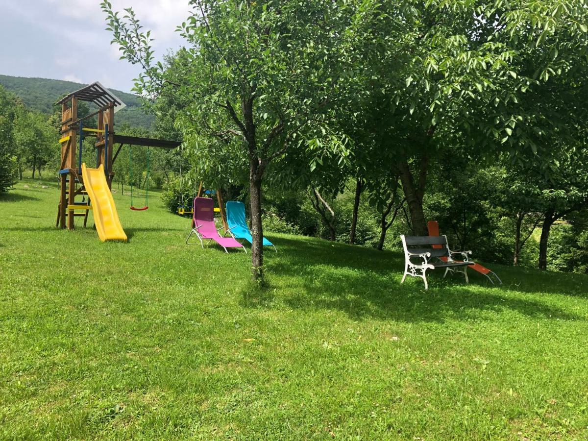 D.I.M. Holiday House Seliste Dreznicko Dış mekan fotoğraf
